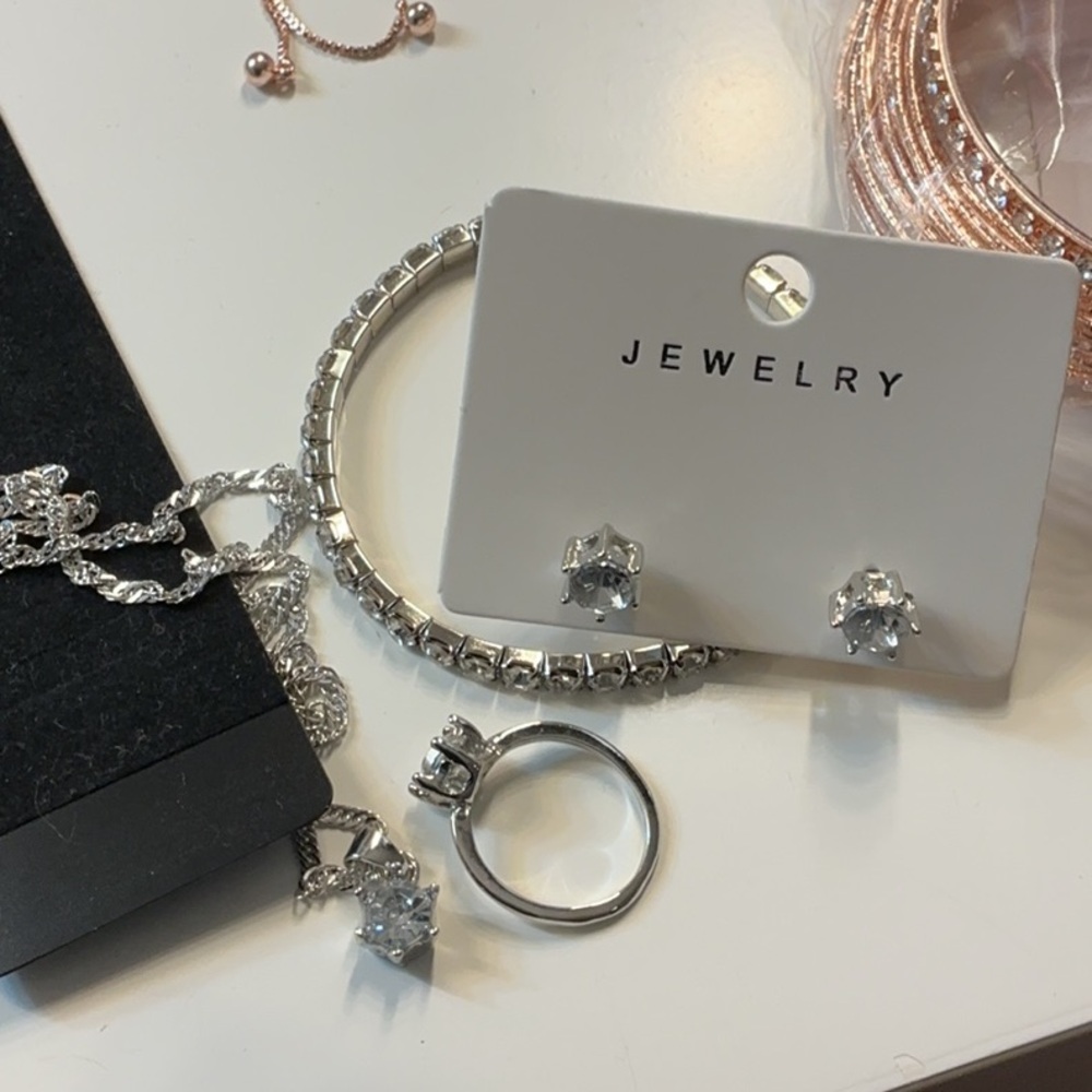 Necklace Set